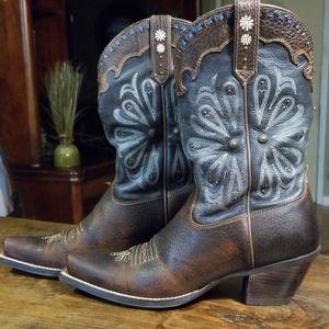Ariat cowboy western boots
